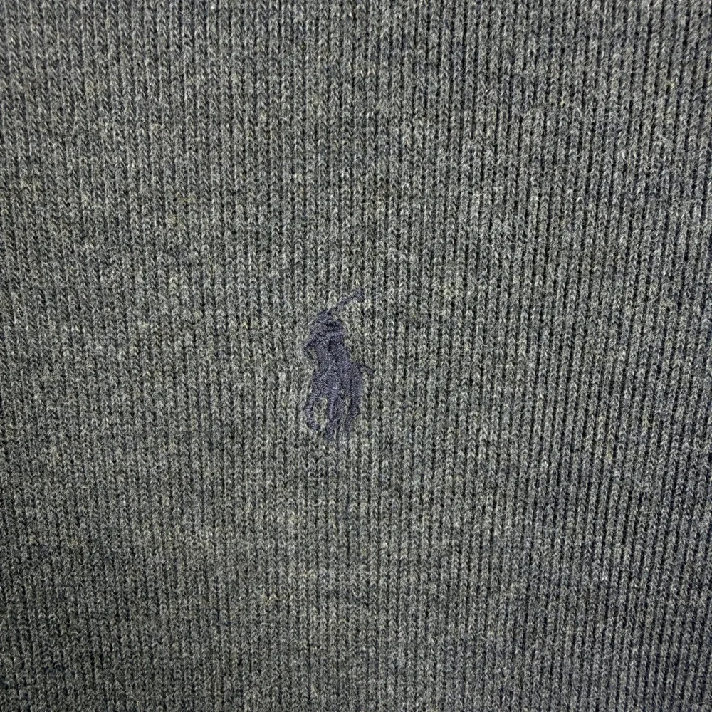 VINTAGE Polo Ralph Lauren Sweater Mens Medium Gray V-Neck Long Sleeve Pony